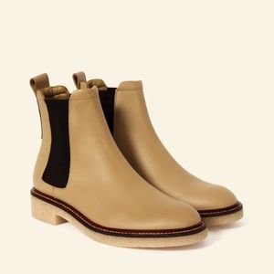 Everlane The Italian Leather Chelsea Boot